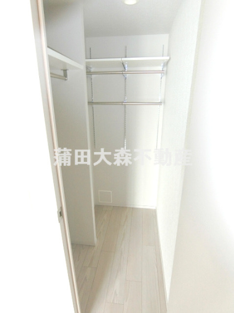 ブランシエスタ糀谷の収納|大型収納　ウォークインクローゼット