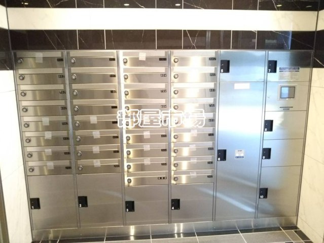 スカイコートパレス三ノ輪 のその他共用部分|メールボックス、宅配ボックス