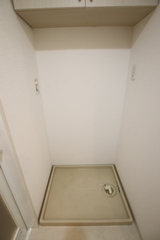 【設備】 | ルナコート富田林 | 室内洗濯機置場