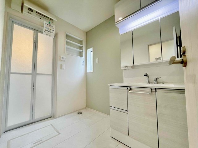 ブルーミングガーデン／北区清水東町２期／３号棟の独立洗面台