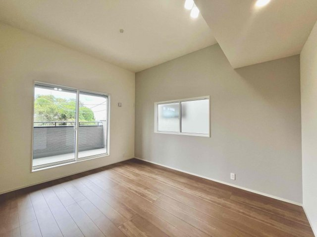 ブルーミングガーデン／北区清水東町２期／３号棟の洋室