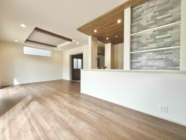 ブルーミングガーデン／北区清水東町２期／３号棟の居間・リビング