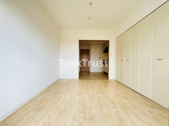 【居間・リビング】 | ユートピア・プラネシア | ※反転タイプになります