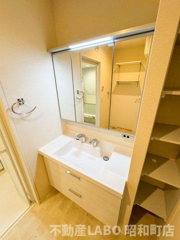 ジューンベリーガーデン北畠の洗面所