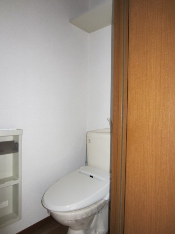 ひたちなか市高場４丁目のアパートのトイレ|トイレの写真です。