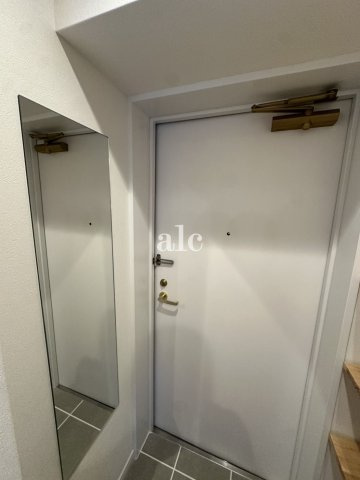 ライオンズマンション中野第五の玄関