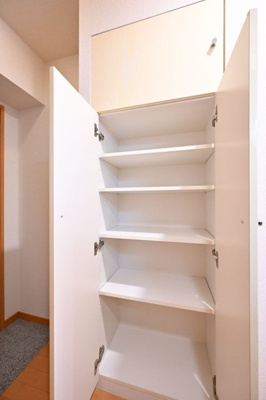 【収納】 | スカイコート両国第２ | 靴入