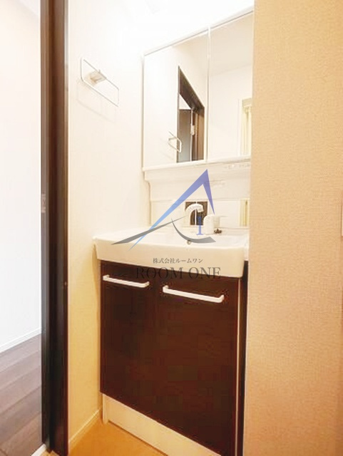 メゾン　ハルナの洗面所|独立洗面台です。