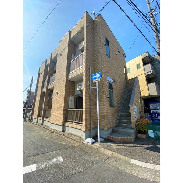 ストロベリーキャンドル　名古屋市賃貸　仲介手数料無料のエントランス