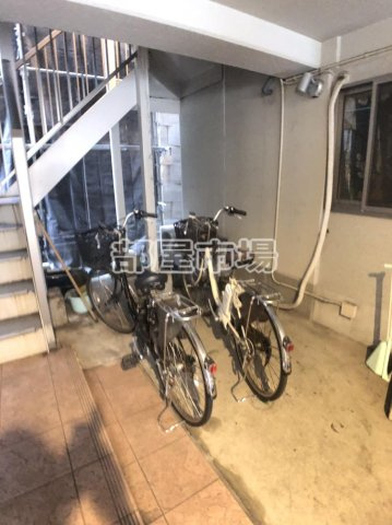 ヴィラークパレスのその他共用部分|駐輪場