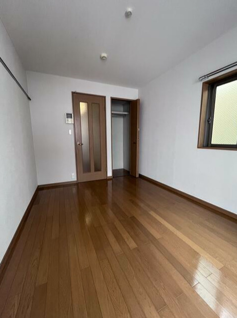 ヴィラークパレスの居間・リビング