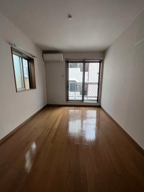 ヴィラークパレスの居間・リビング