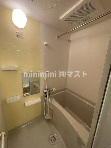jjコート波除の浴室