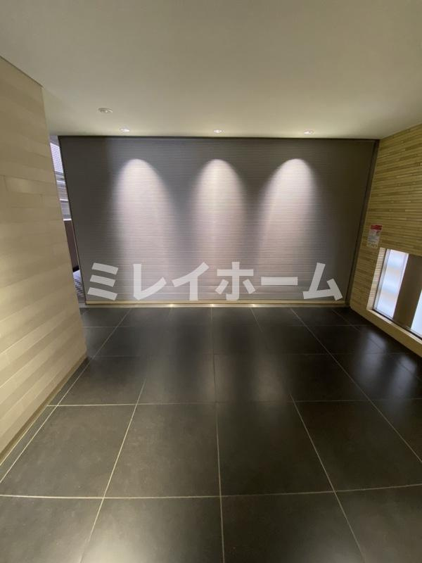 スカイコートパレス大田鵜の木のロビー