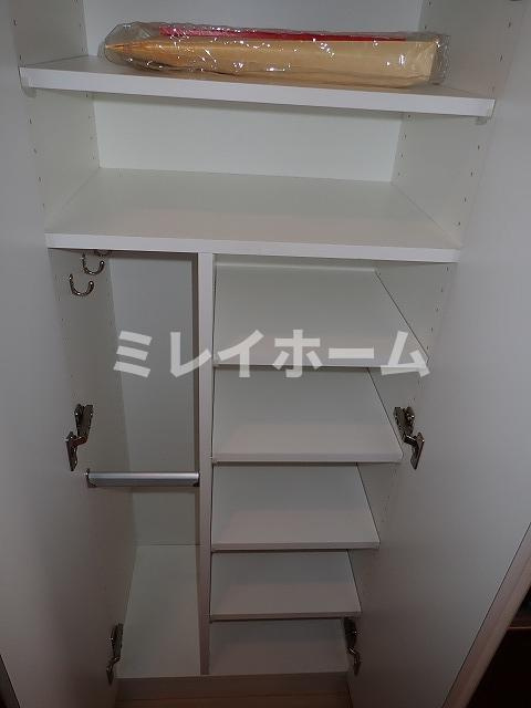 スカイコートパレス大田鵜の木の玄関