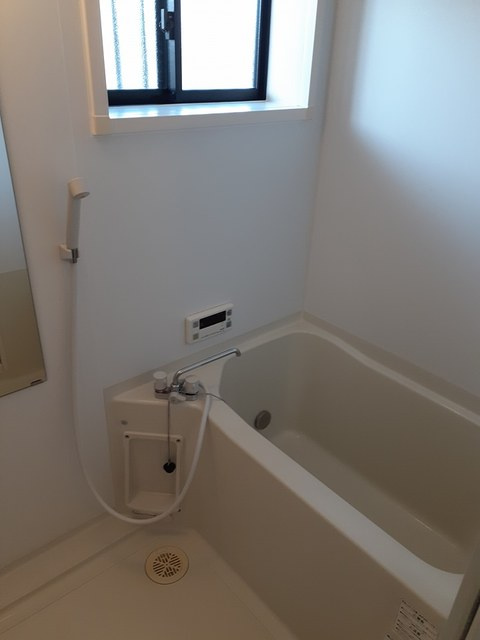 サンハイツ長者ヶ台Ａ棟の浴室