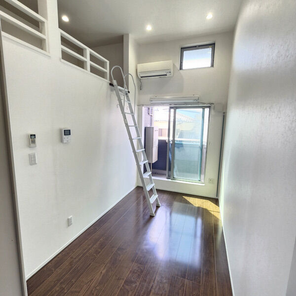 クレア露橋　名古屋市賃貸　仲介手数料無料の居間・リビング