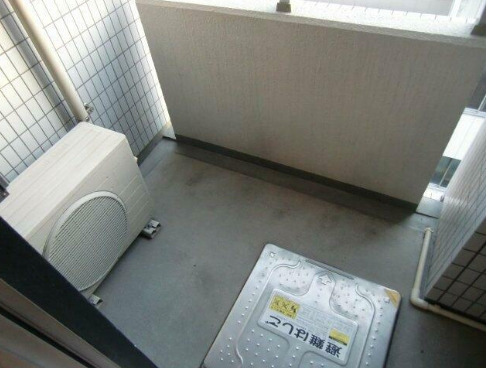 レガスタ浅草のバルコニー