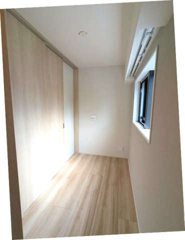 LEFOND PROGRES上野御徒町の設備|洋室、ルームカラー奇数階オーガニックナチュラル、偶数階ノーブルホワイト、インターネット無料、ウォークインクローゼット、角部屋