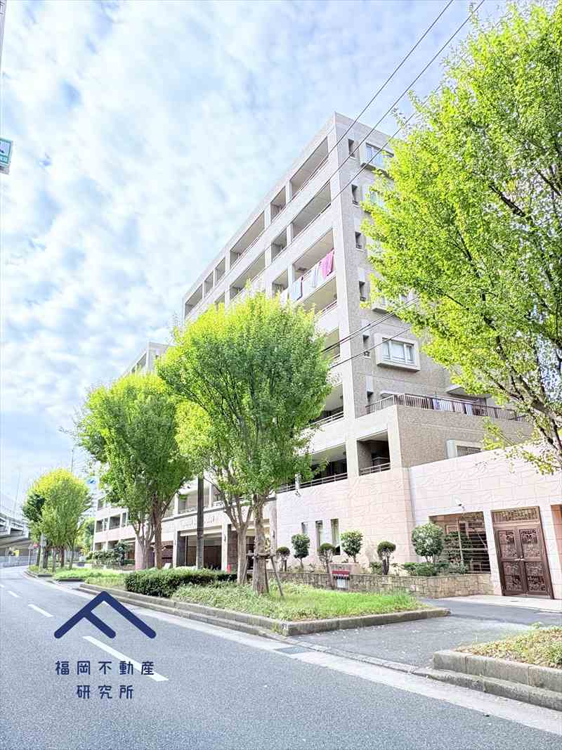 モントーレ香椎スクエア　サウスウイングの外観