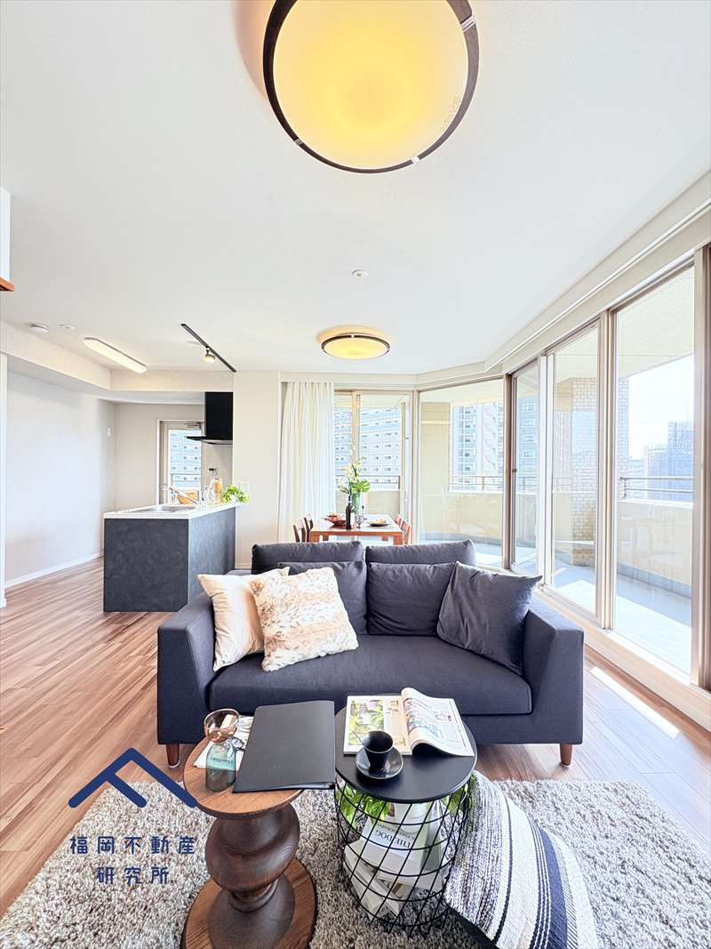 モントーレ香椎スクエア　サウスウイングの居間・リビング