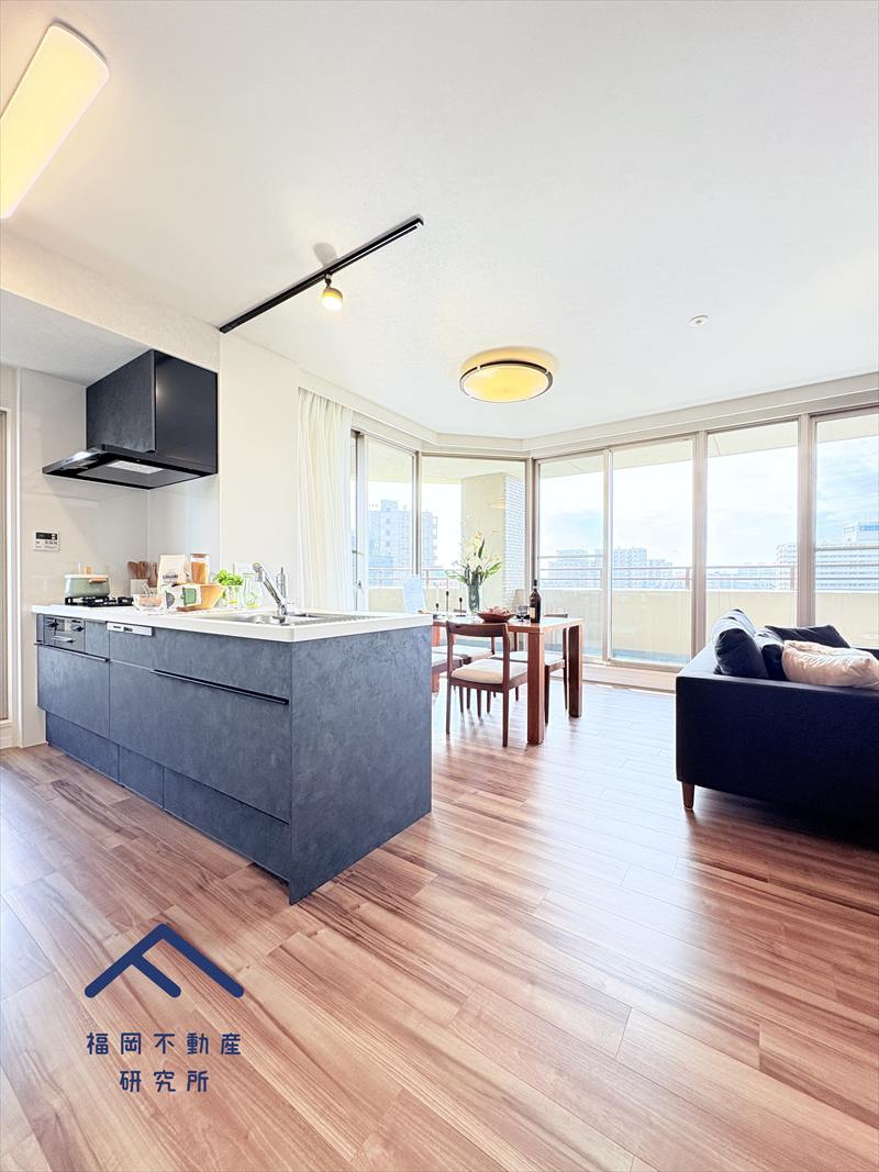 モントーレ香椎スクエア　サウスウイングの居間・リビング