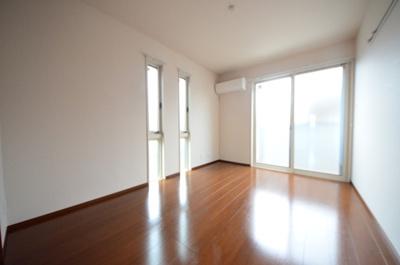 【洋室】 | オスト-成田西2丁目-
