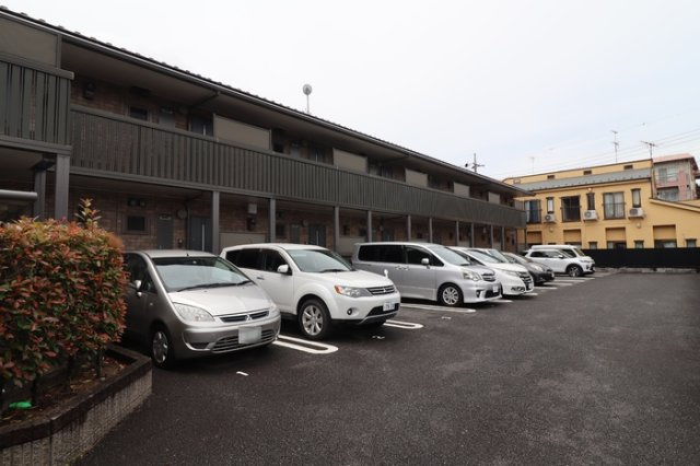 サンクレア  Ⅱの駐車場