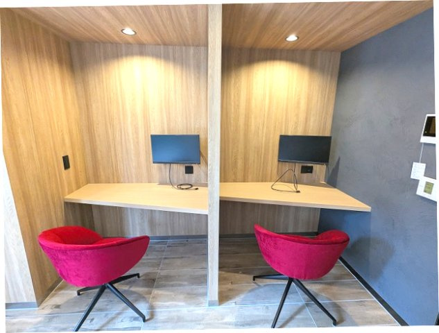 LEFOND PROGRES上野御徒町の設備|1Fビジネスラウンジの個別2ブース