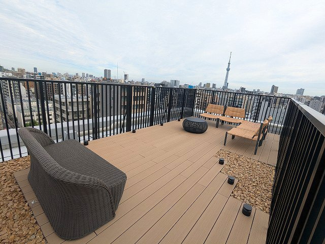 LEFOND PROGRES上野御徒町のその他共用部分|屋上テラス、上層階はスカイツリー隅田川花火が見えます