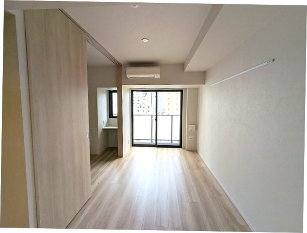 LEFOND PROGRES上野御徒町の設備|ルームカラー奇数階オーガニックナチュラル、偶数階ノーブルホワイト、インターネット無料、カウンターキッチン、洋室にデスクワーク可能なスペースあります