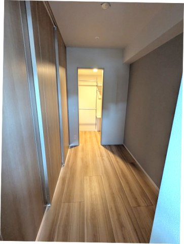 LEFOND PROGRES上野御徒町の設備|洋室、ルームカラー奇数階オーガニックナチュラル、偶数階ノーブルホワイト、インターネット無料、ウォークインクローゼット、デスクワーク可能なスペースあります