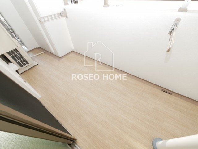 セレーナコンフォルト天神橋のバルコニー