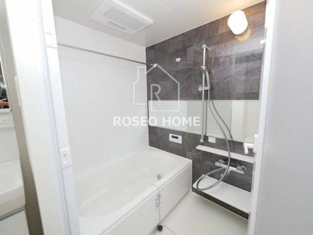 セレーナコンフォルト天神橋の浴室