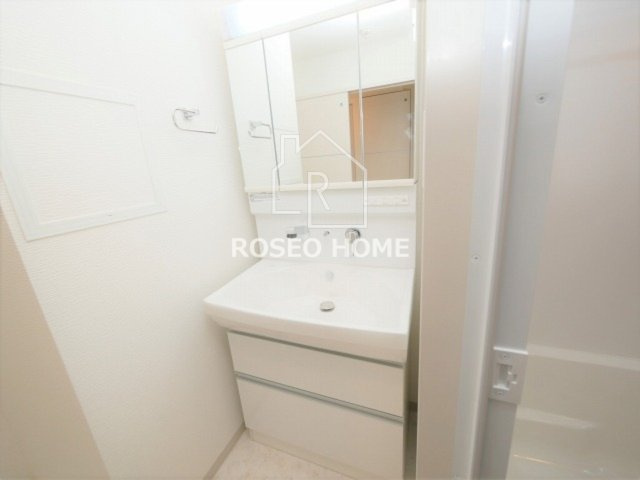 セレーナコンフォルト天神橋の洗面所