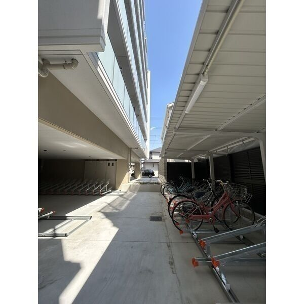 S-RESIDENCE桜本町awesome　名古屋市賃貸　仲介手数料無料の駐車場