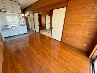 【居間・リビング】 | グレイスハイム城間 | ※別のお部屋の写真です、現状優先になります。