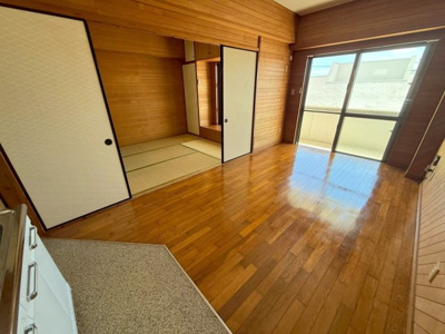 【居間・リビング】 | グレイスハイム城間 | ※別のお部屋の写真です、現状優先になります。