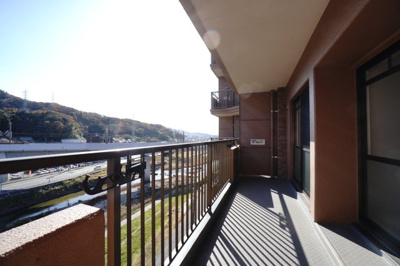 【バルコニー】 | 【上質リノベ】ダイアパレス東海田 | 現地（2025年12月9日13：00頃）撮影