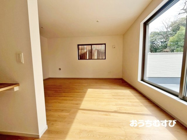 北区金城町4丁目(全1棟)の居間・リビング