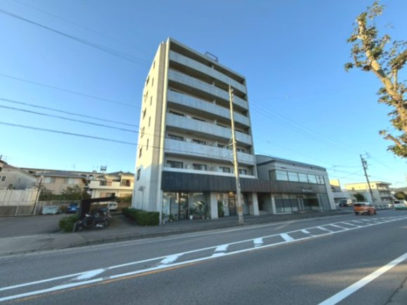 カサトゥルネの外観