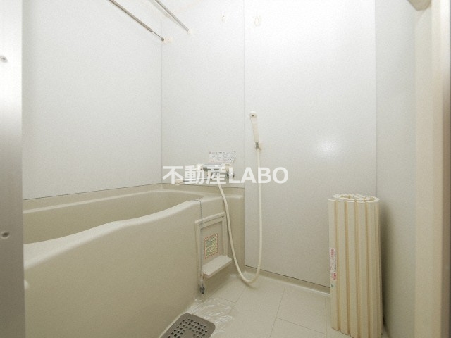 ディナスティ長居公園南の浴室