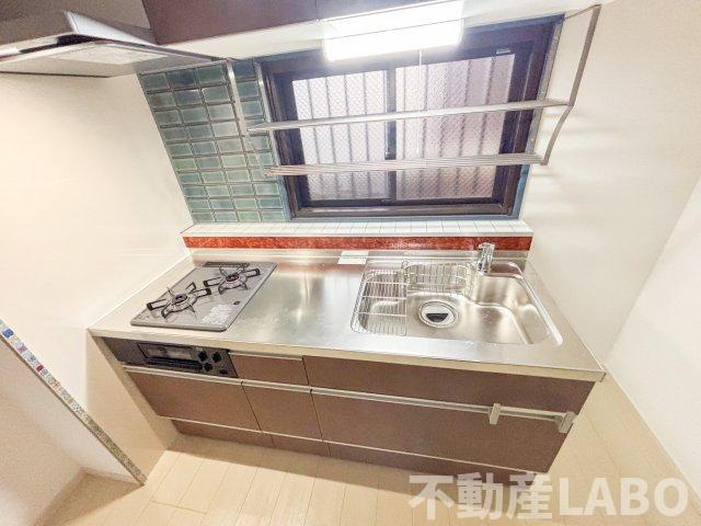 川辺辻岡マンションのキッチン