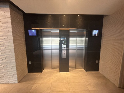 【エントランス】 | エスリード新大阪ザ・プレミアWEST