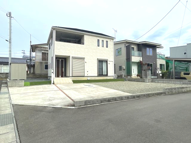 中古戸建・中古住宅　福島市松川町沼北　松陵義務教育学校の外観|南面道路になるので陽当たり良好です！