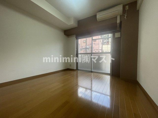 レインボーコート立売堀の居間・リビング