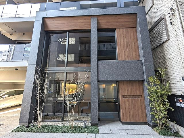Urbanex KURAMAE RESIDENCEの設備|瀟洒なエントランスです