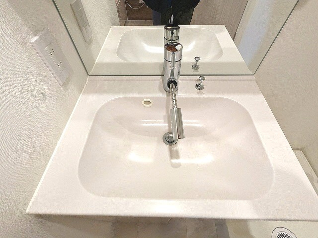 Urbanex KURAMAE RESIDENCEの設備|ハンドシャワー付独立洗面台