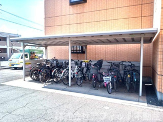 【その他共用部分】 | サンガーデン曙 | 屋根付き駐輪場