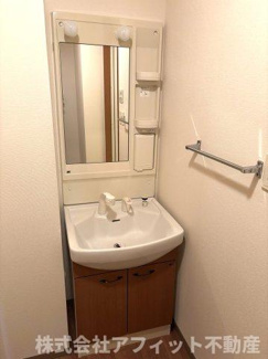 【洗面所】 | サンガーデン曙 | 洗髪洗面化粧台